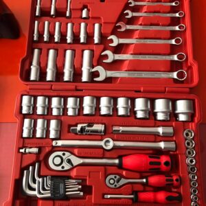 SOCKET WRENCH SET 124 PCS